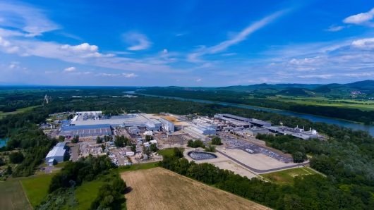 Aluminium : Constellium inaugure sa nouvelle usine de recyclage près de Colmar