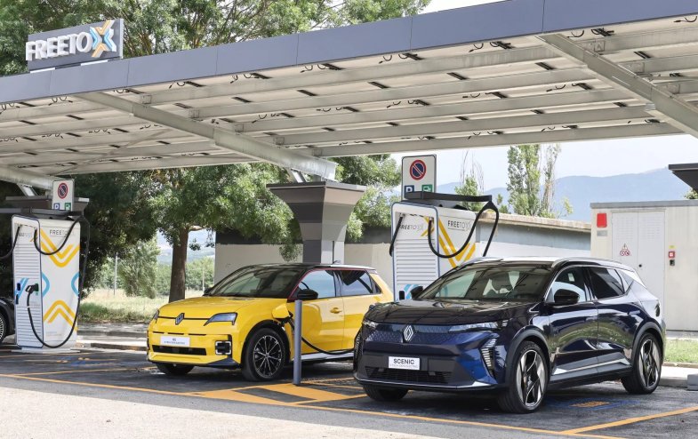 Voitures électriques : Renault investit dans un réseau de recharge en Italie