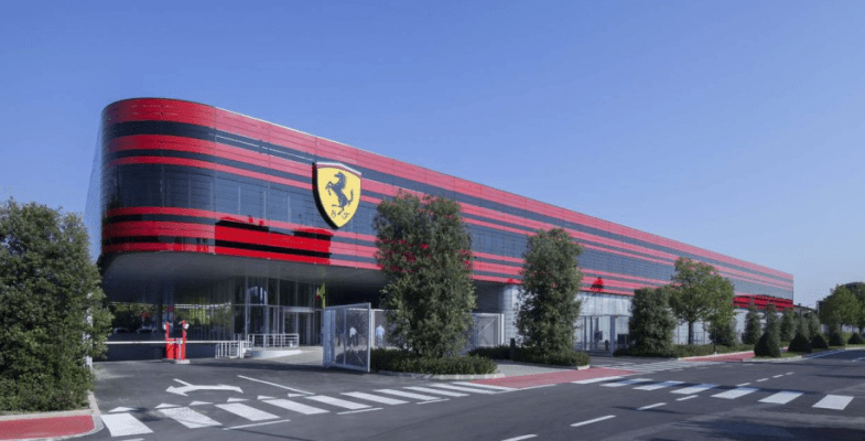 Exor encaisse 3 milliards d'euros en cédant 4% des actions de Ferrari